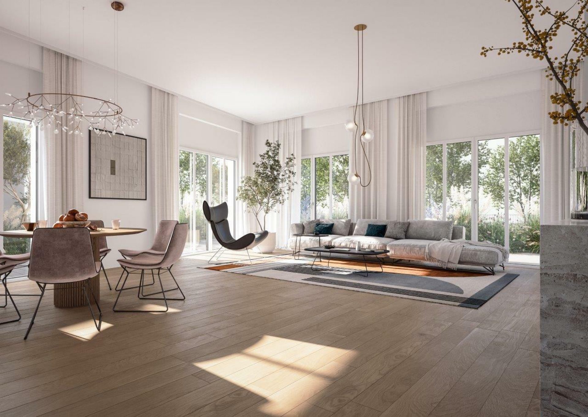 Helles Wohnzimmer mit großen Fenstern, modernen Möbeln, rundem Holztisch, vier Stühlen, grauem Sofa, Teppich und einzigartigen Deckenlampen.